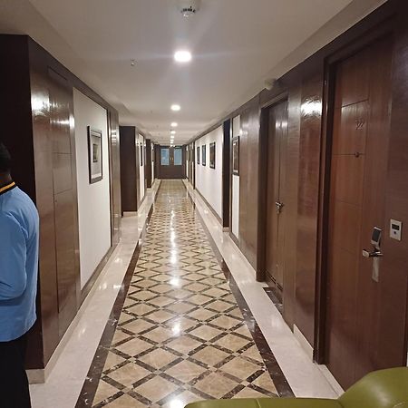 Hotel Benzz Park Chennai Zewnętrze zdjęcie