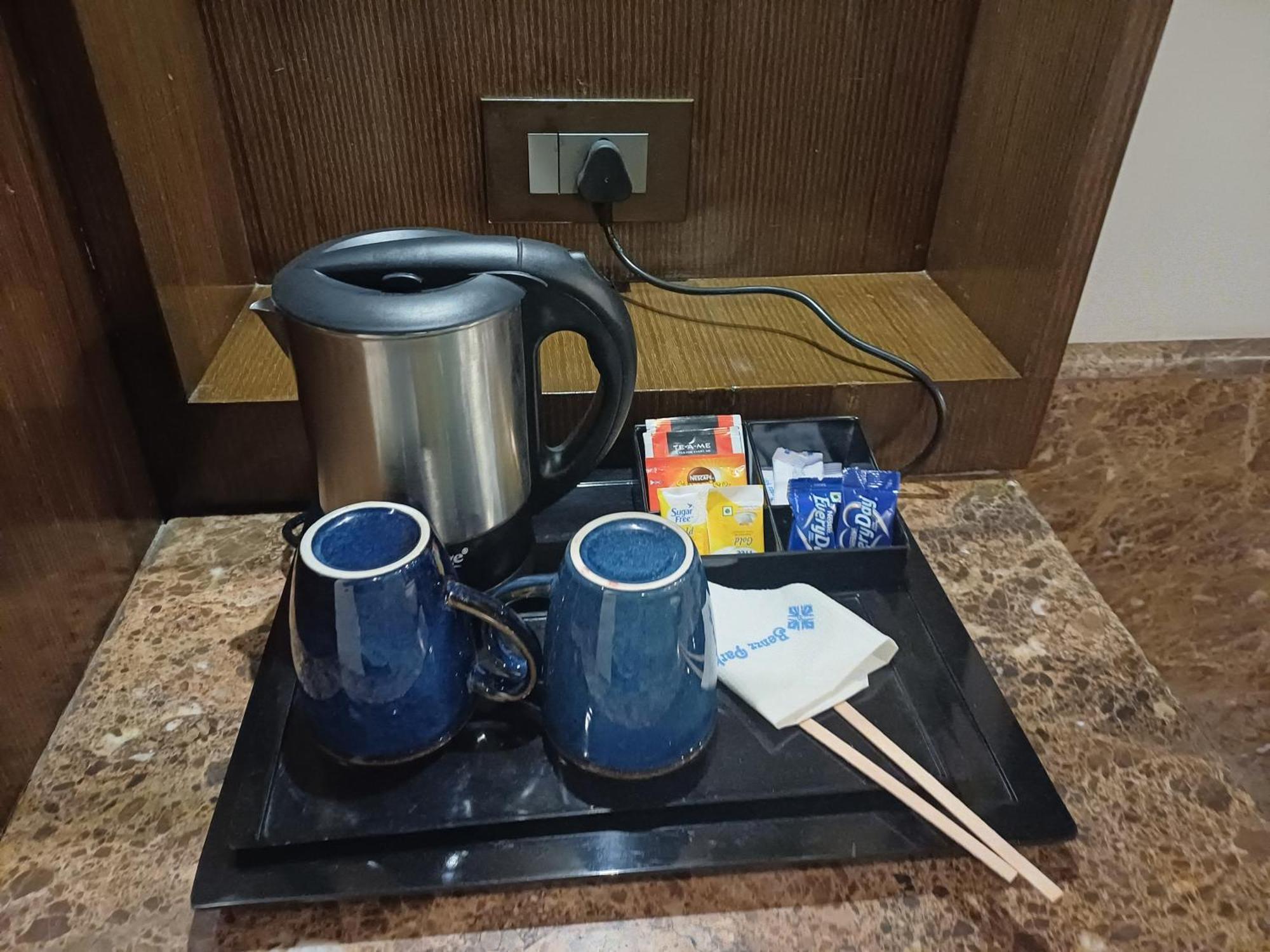 Hotel Benzz Park Chennai Zewnętrze zdjęcie