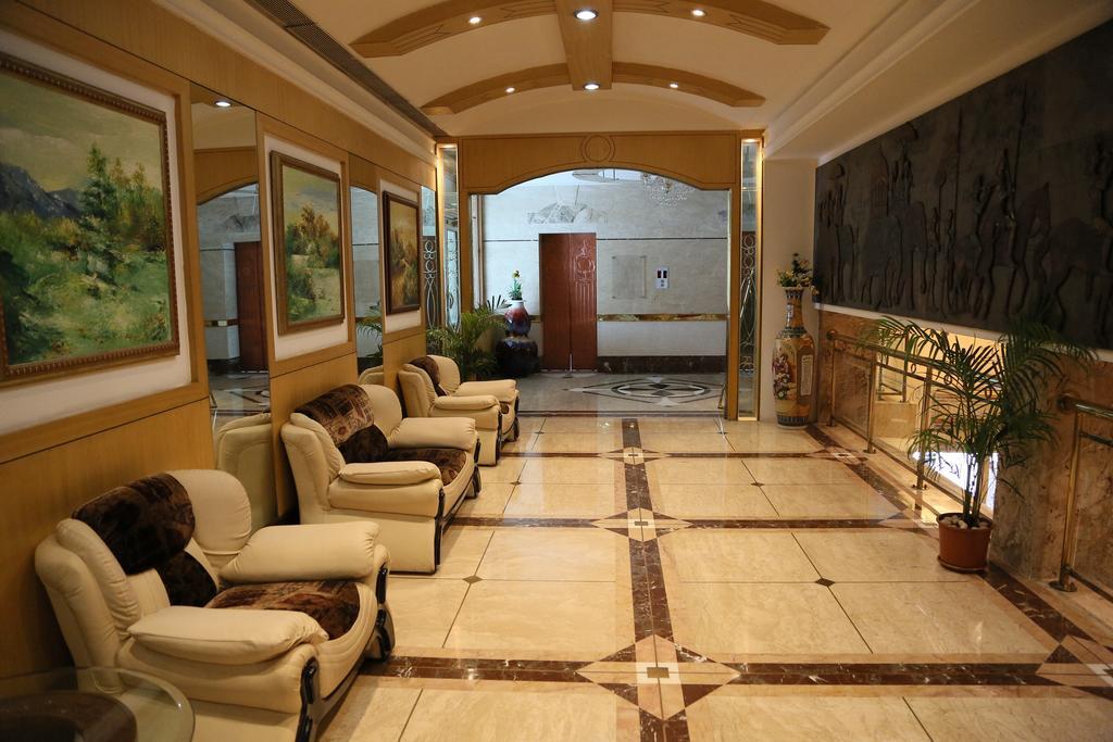 Hotel Benzz Park Chennai Zewnętrze zdjęcie