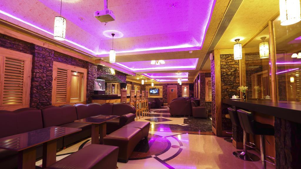 Hotel Benzz Park Chennai Zewnętrze zdjęcie