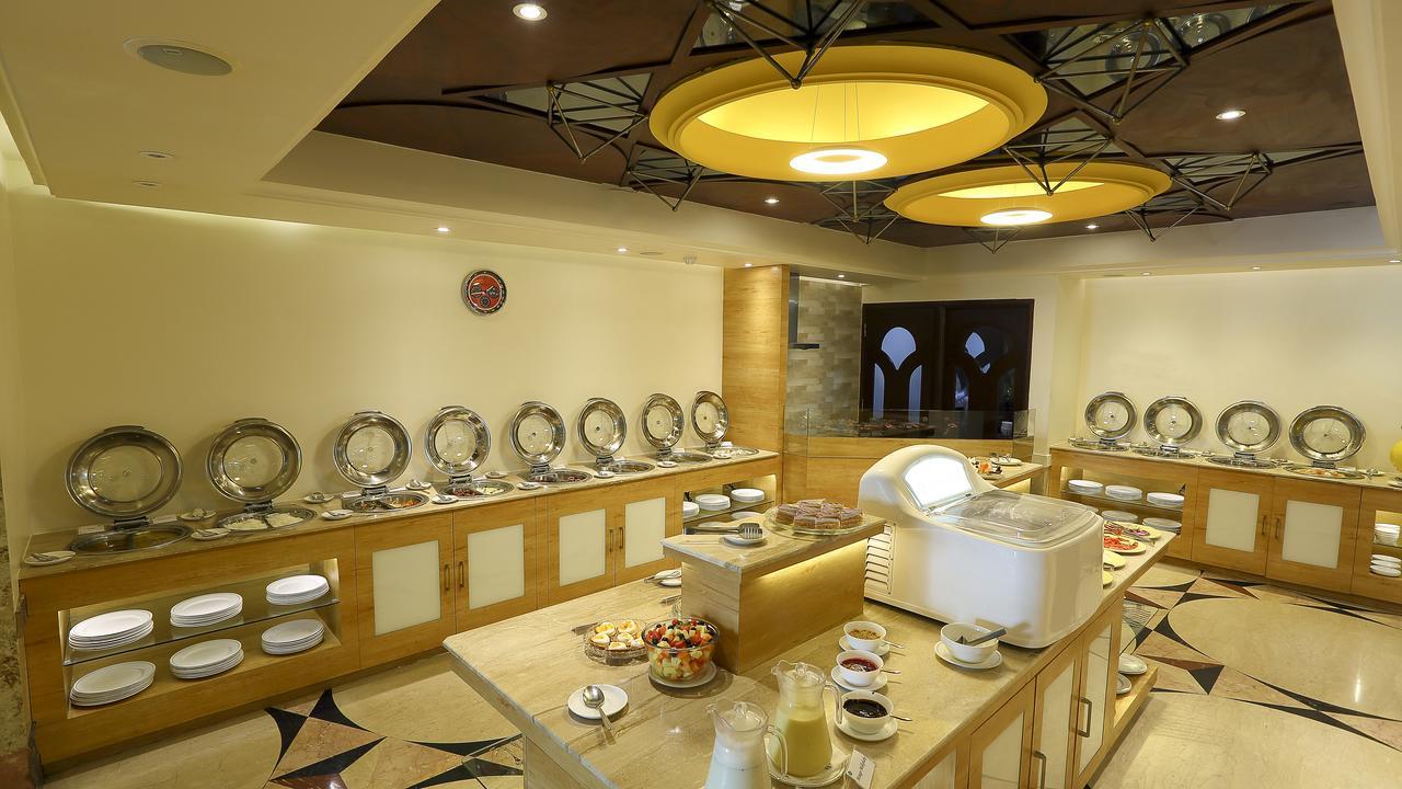 Hotel Benzz Park Chennai Zewnętrze zdjęcie